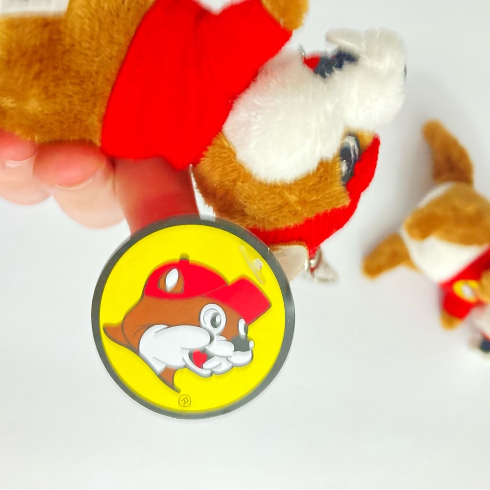 Buc-cees Beavers 4” Mini Stuffed Plush Keychain - Picture 7 of 10